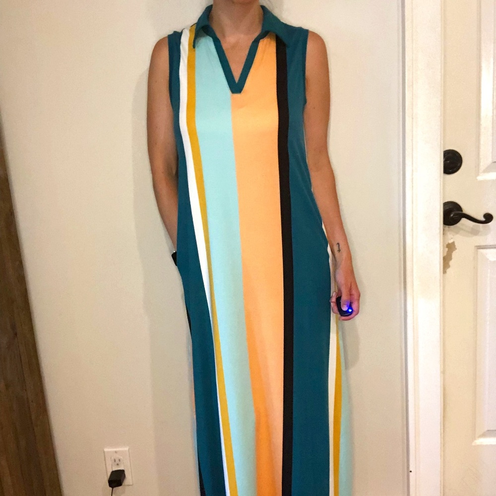 Bright, striped, collared house dress in XS